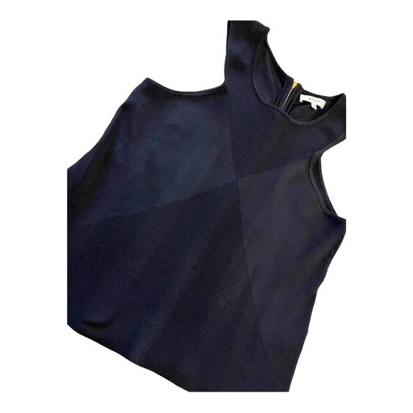 Milly Angled Rib Stretch Shell Top - Picture 4 of 9